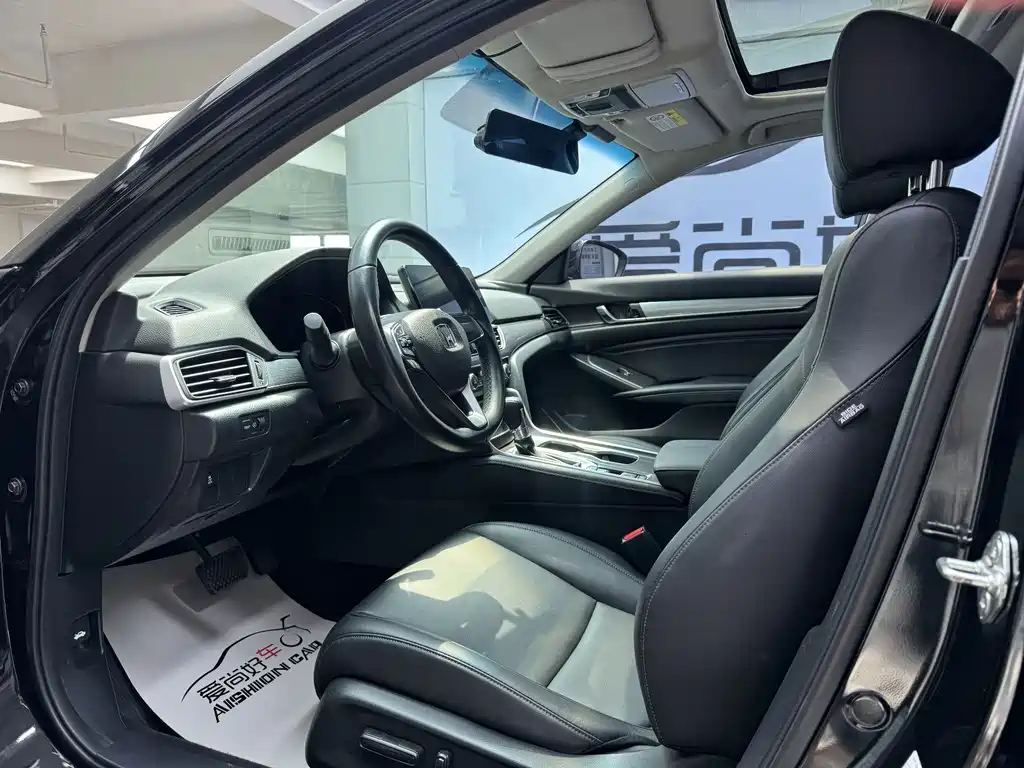 Honda Accord — миниатюра 8