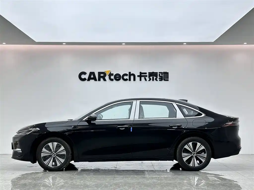 Geely Galaxy Galaxy A7 EM A7 EM 2025 EM-i 150km Premium