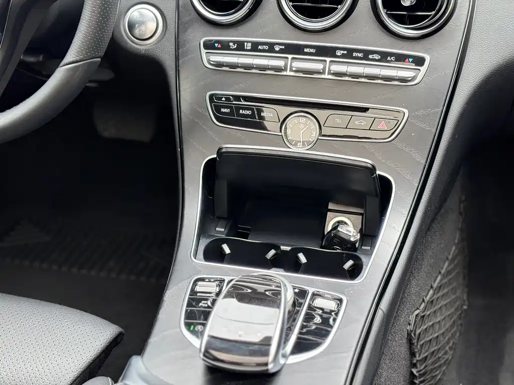 Mercedes-Benz C-Class — миниатюра 9