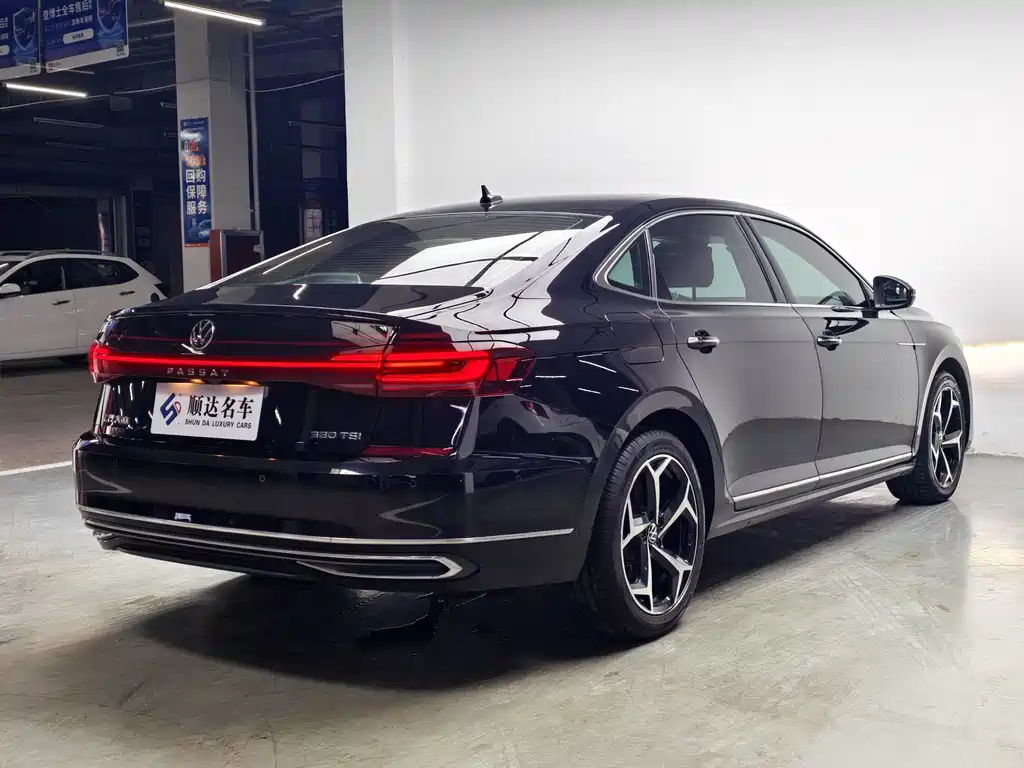 Volkswagen Passat — миниатюра 12