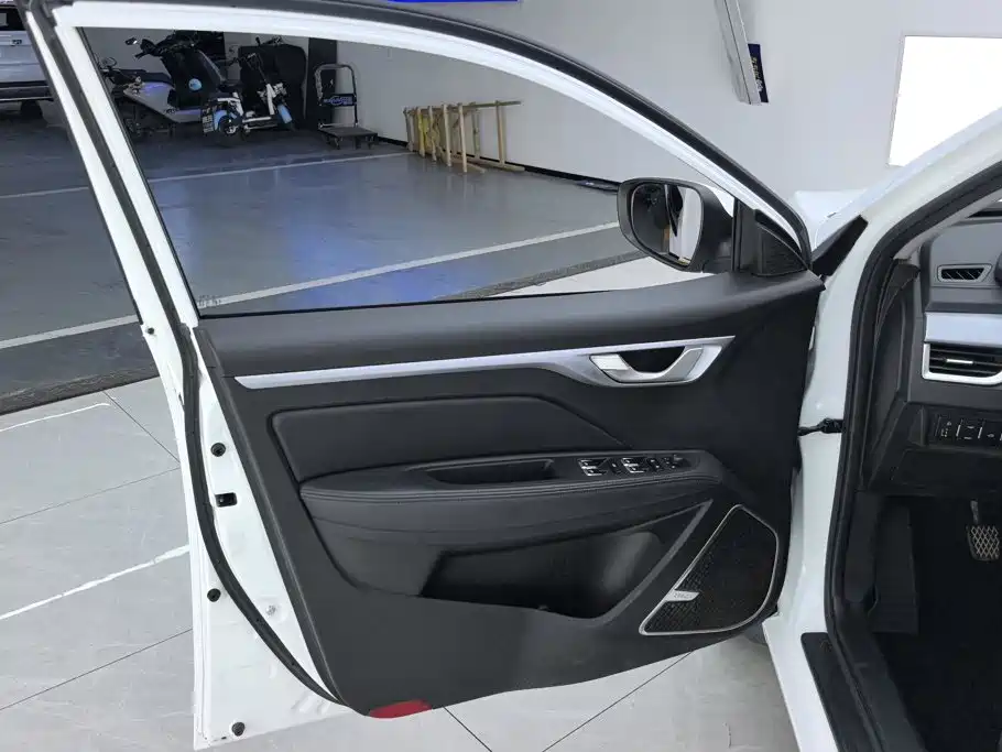 Geely Vision — миниатюра 7