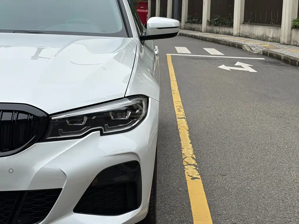 BMW 3 Series — миниатюра 4