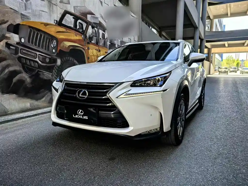 Lexus NX 2015