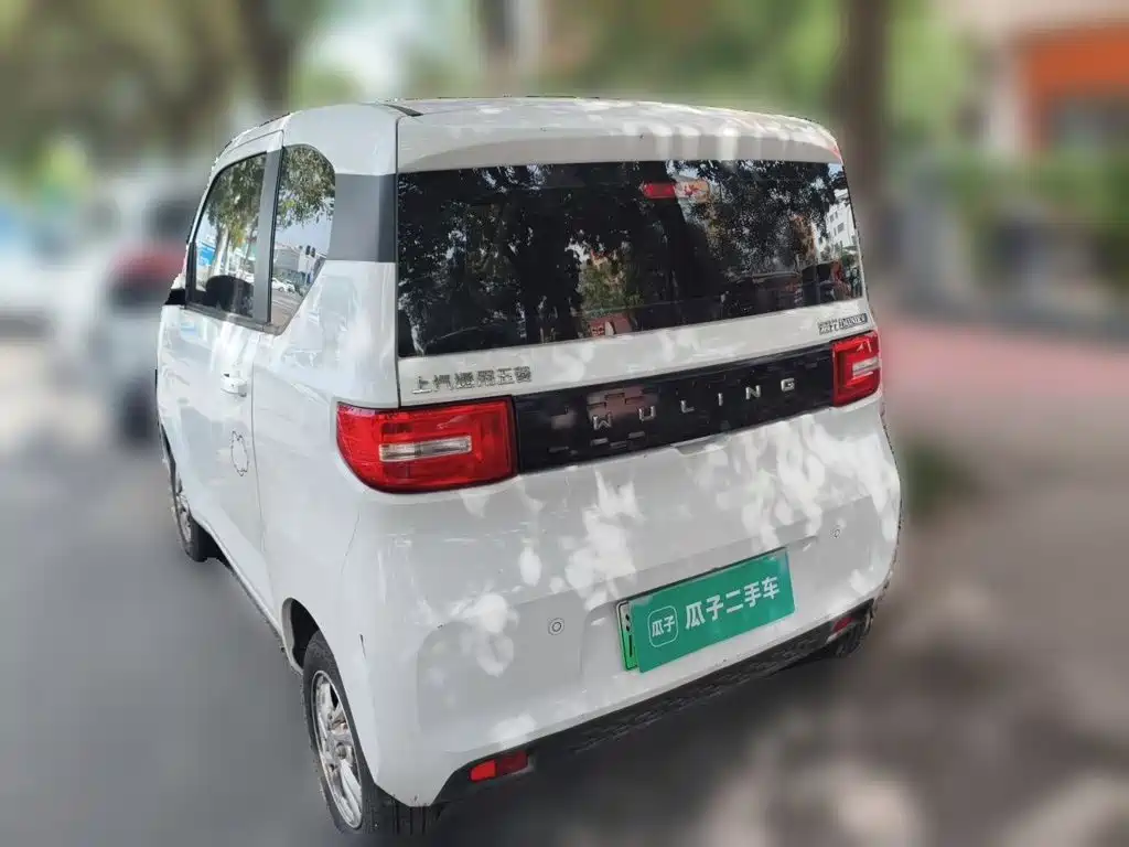 Wuling MINIEV — миниатюра 4