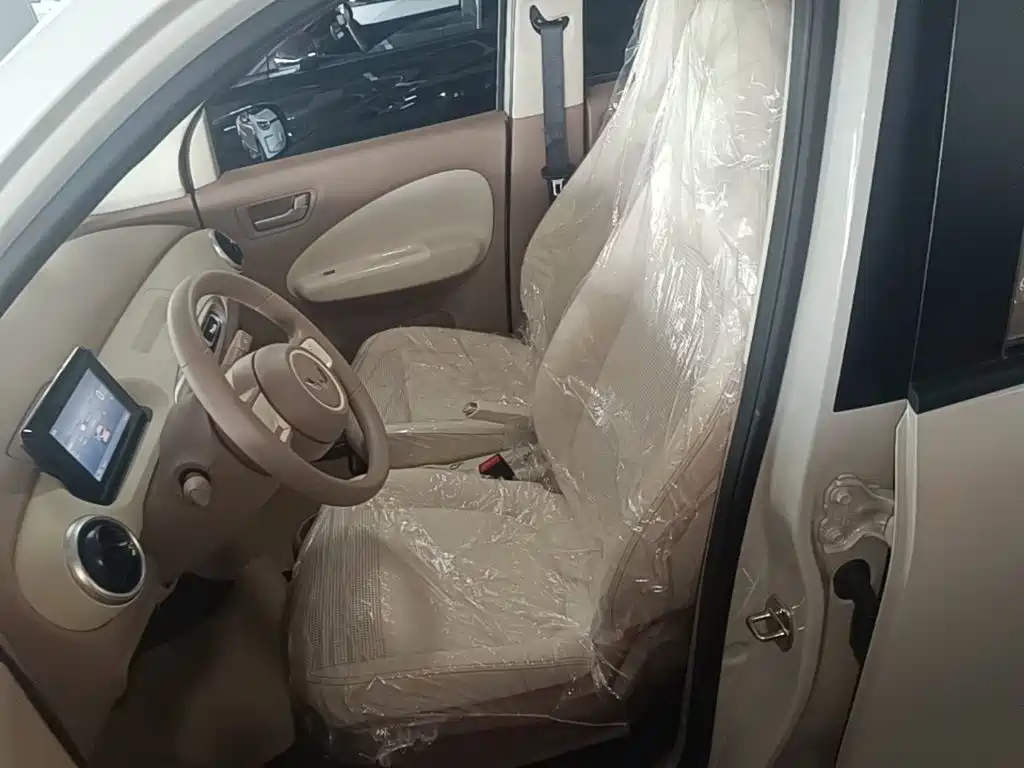 Wuling MINIEV — миниатюра 15