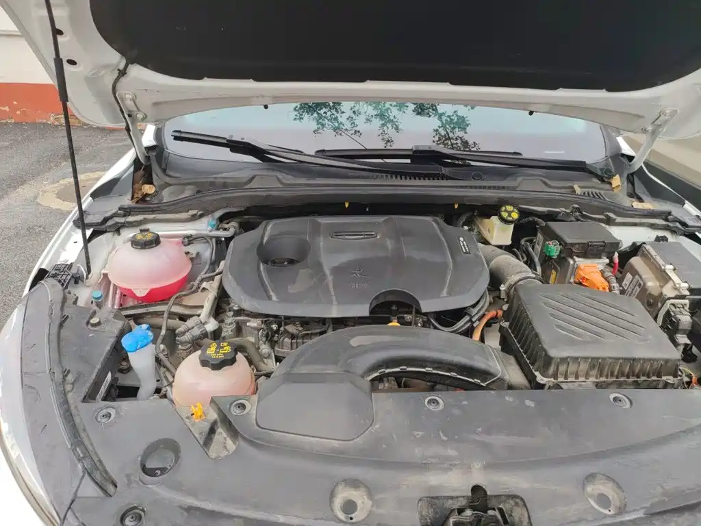 Geely L HiP — миниатюра 19
