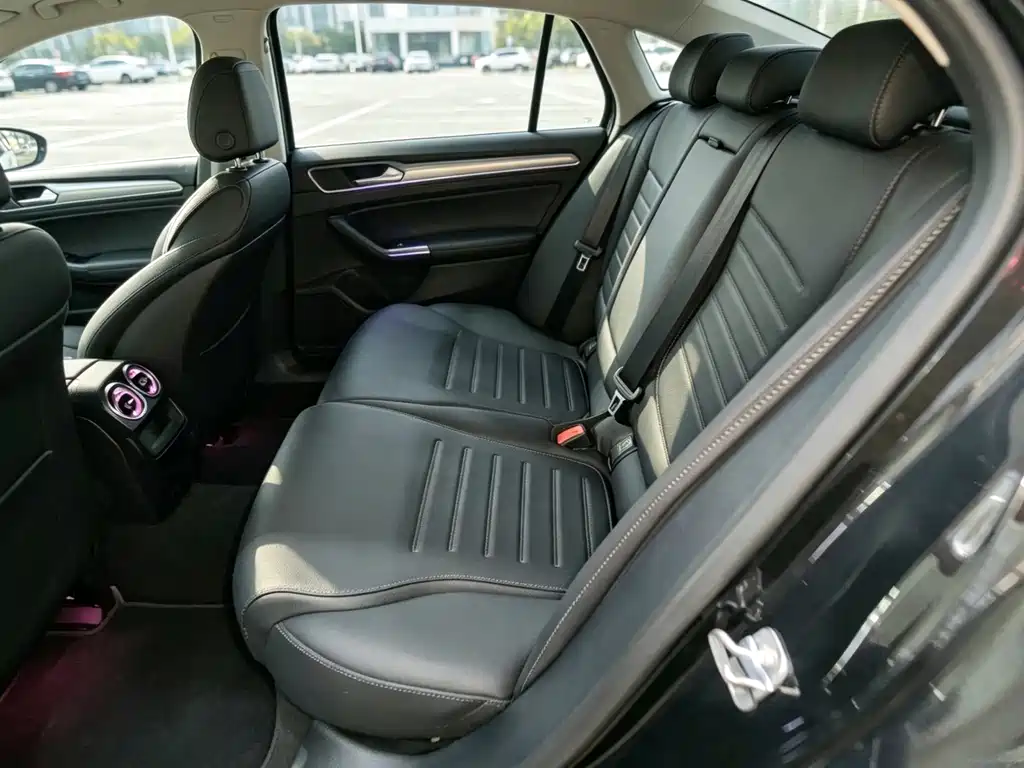Mercedes-Benz C-Class New Energy — миниатюра 5