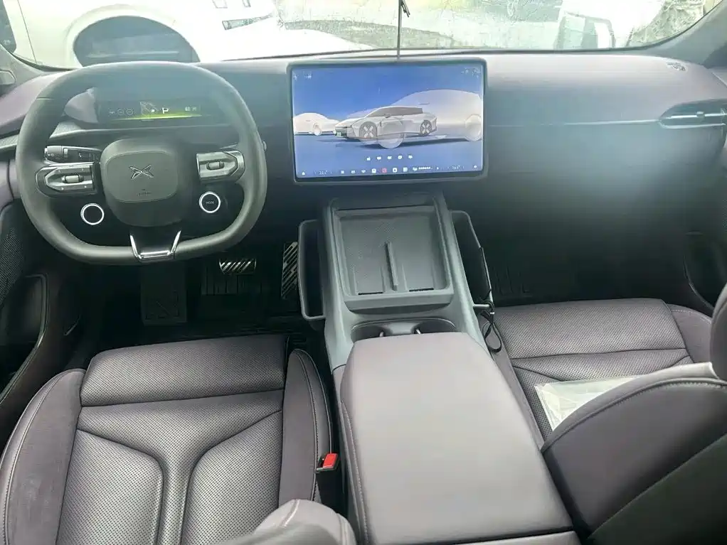 XPeng P7 — миниатюра 6