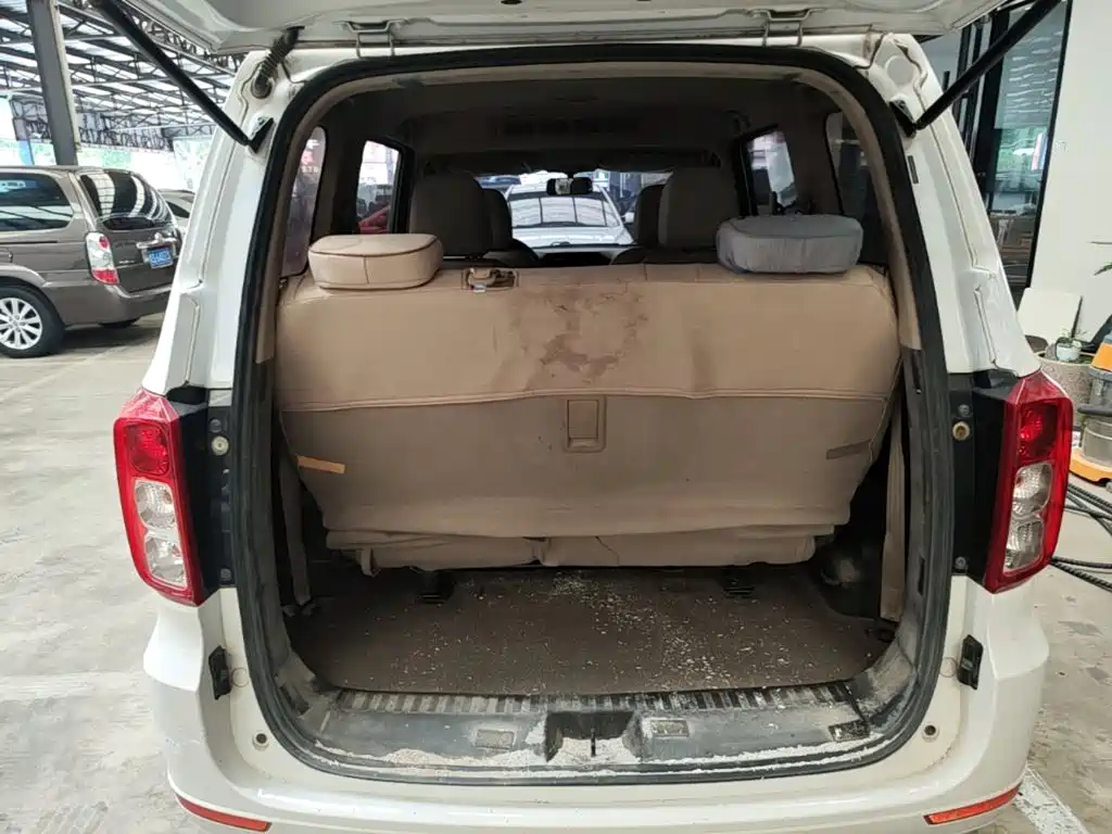 Wuling Hongguang — миниатюра 19