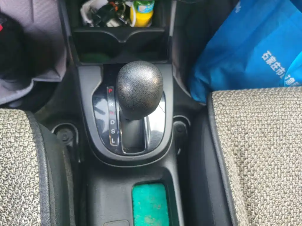 Honda Fit — миниатюра 7