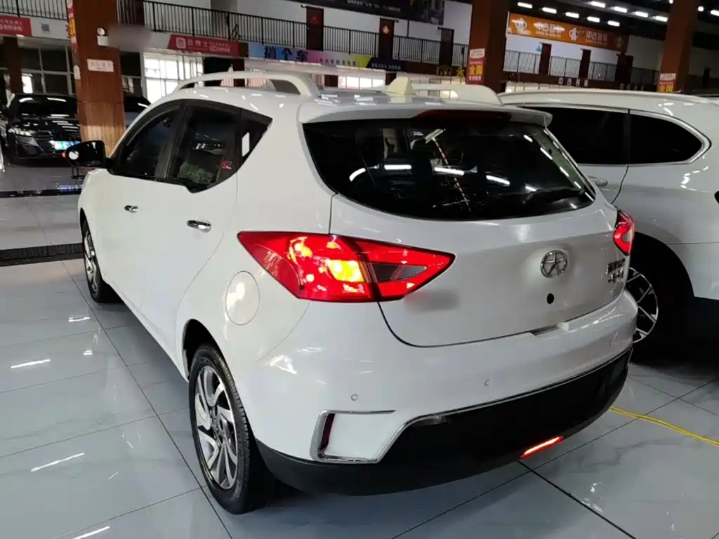 JAC Refine S2 — миниатюра 5