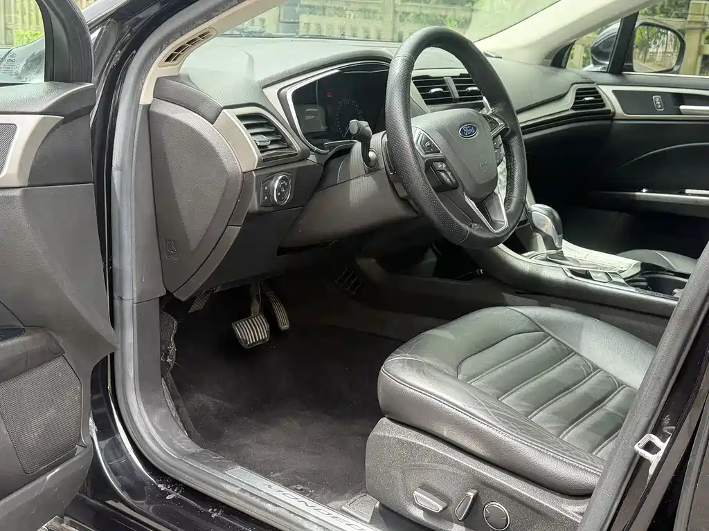 Ford Mondeo — миниатюра 5