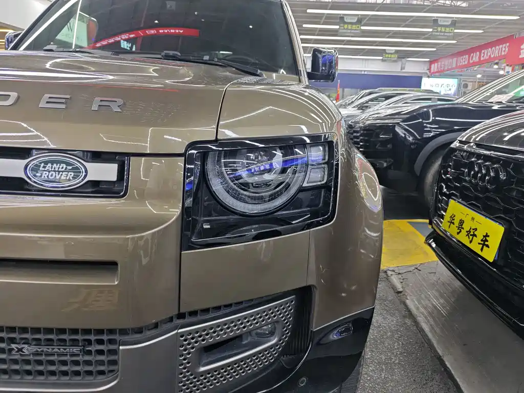Land Rover Defender — миниатюра 23
