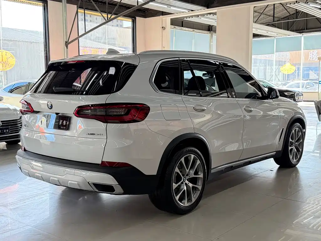 BMW X5 (Import) — миниатюра 4