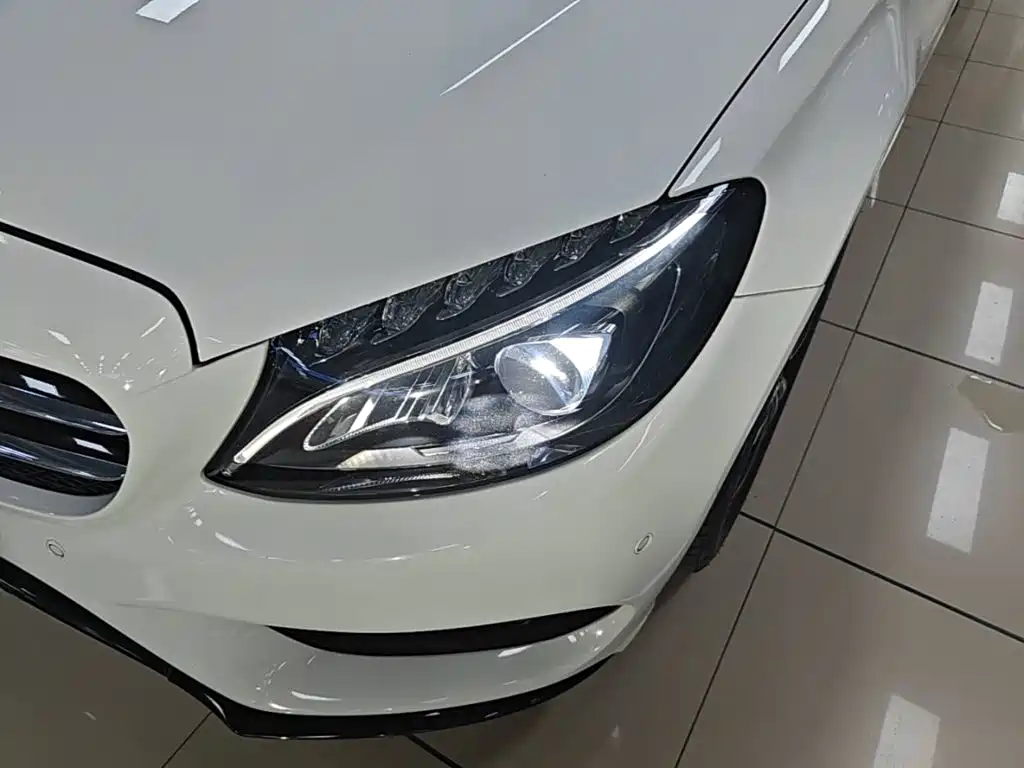 Mercedes-Benz C-Class — миниатюра 24
