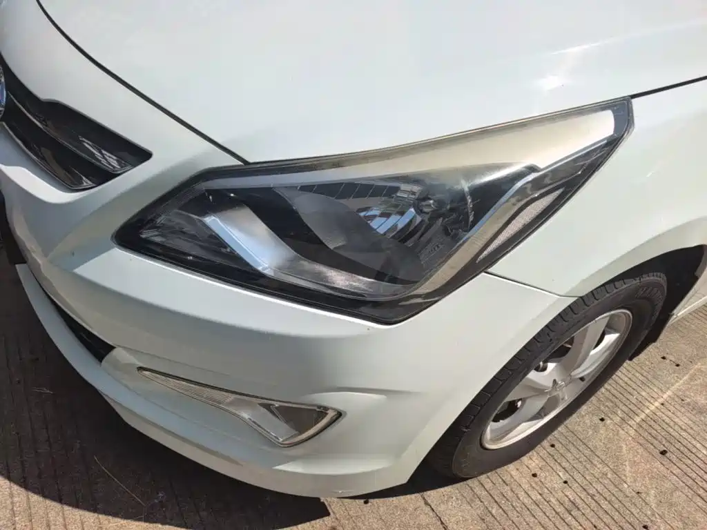 Hyundai Verna — миниатюра 24