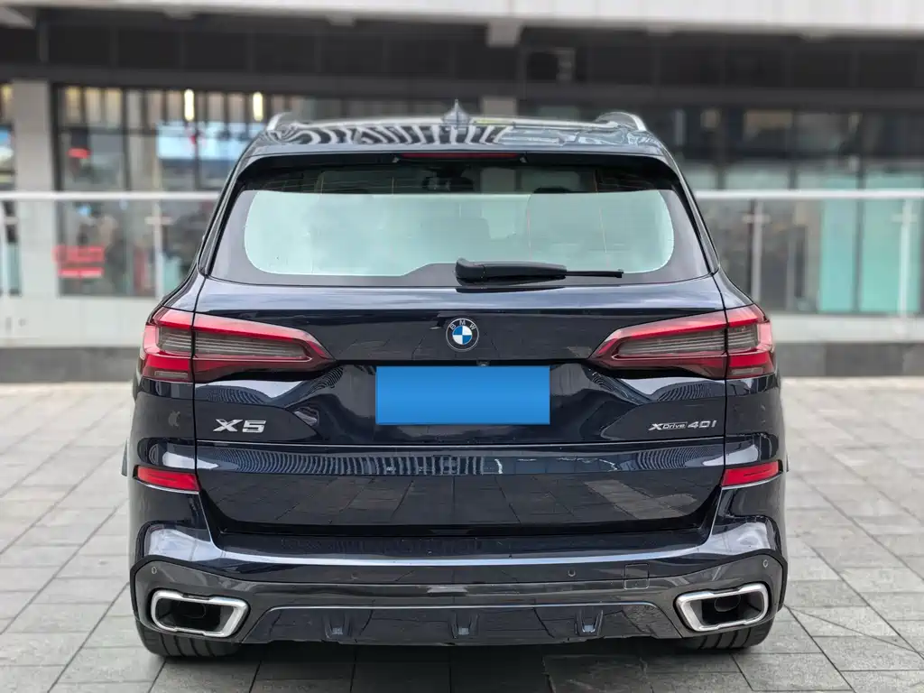 BMW X5 2021 xDrive40i M Sport