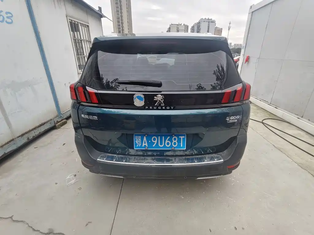 Peugeot 5008 — миниатюра 8