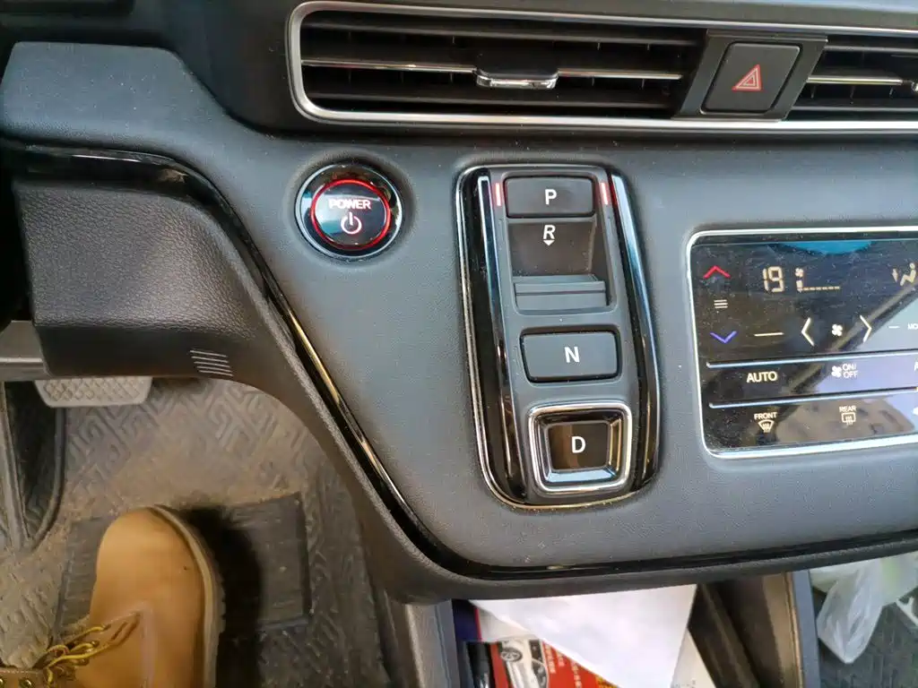 Honda Elysion — миниатюра 10