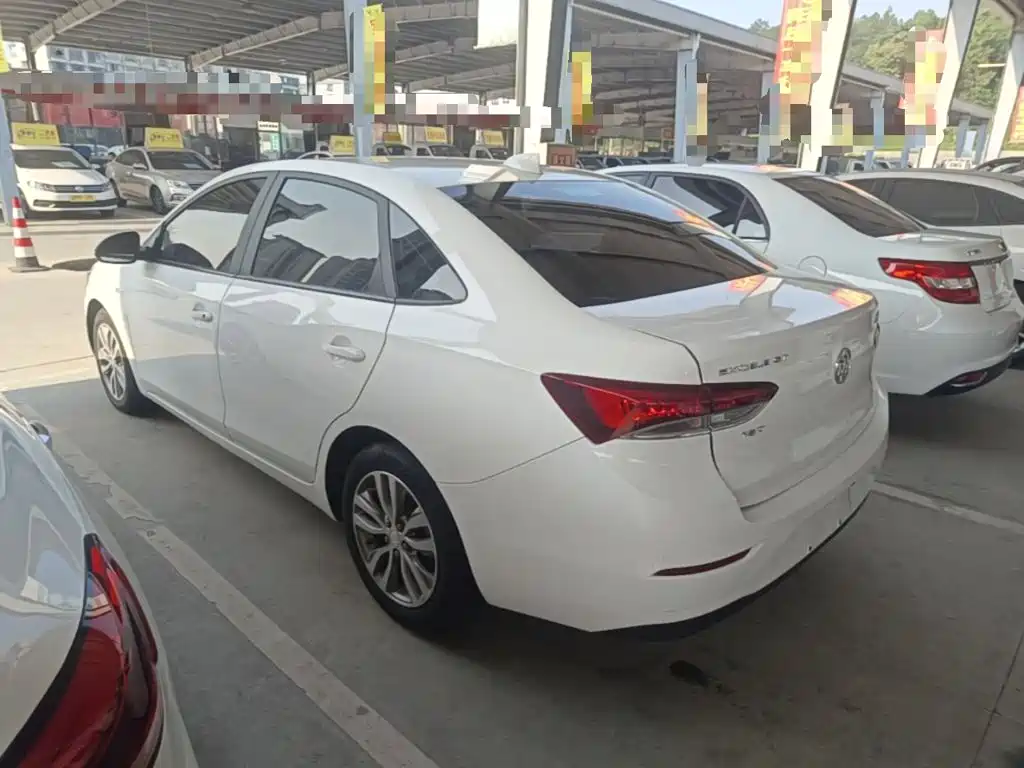 Buick Excelle — миниатюра 5