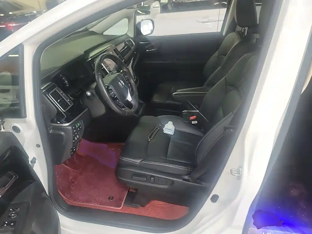 Honda Elysion — миниатюра 15