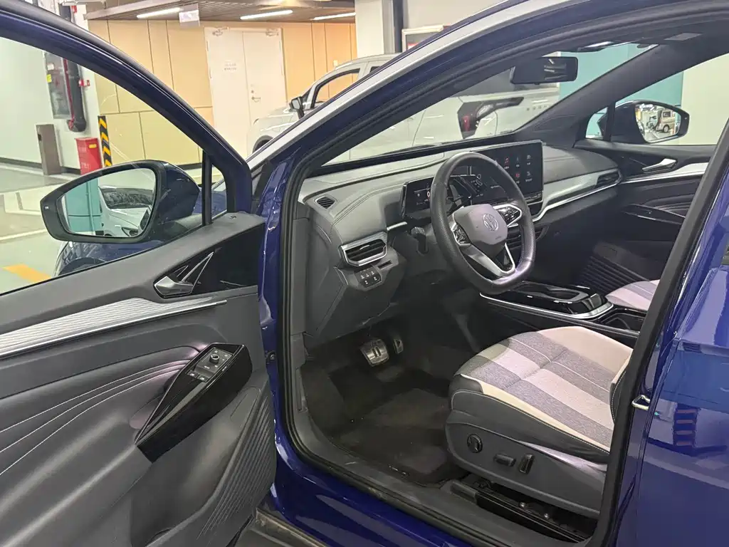 Volkswagen ID.4 Crozz — миниатюра 4