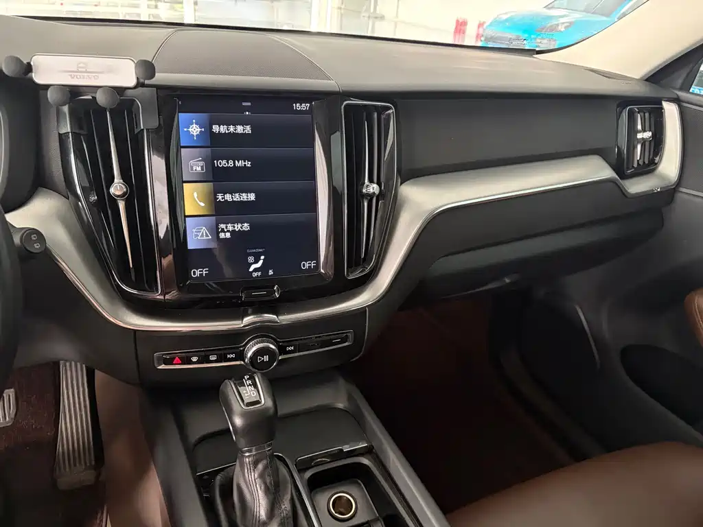 Volvo XC60 — миниатюра 10