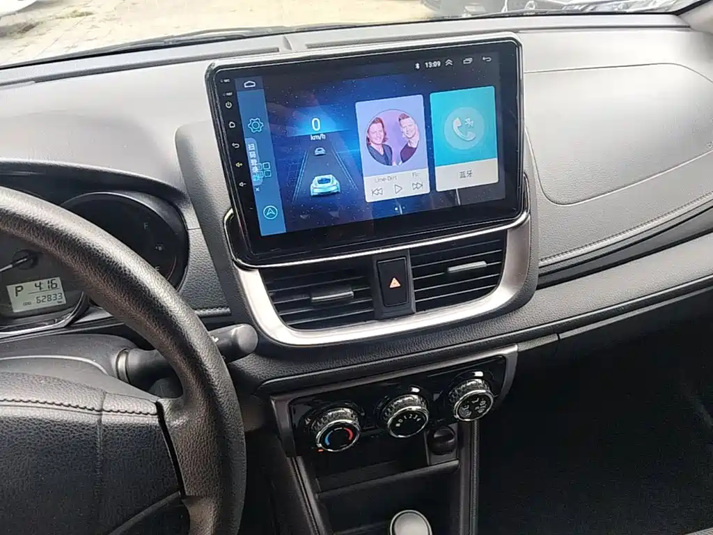 Toyota Yaris L — миниатюра 13