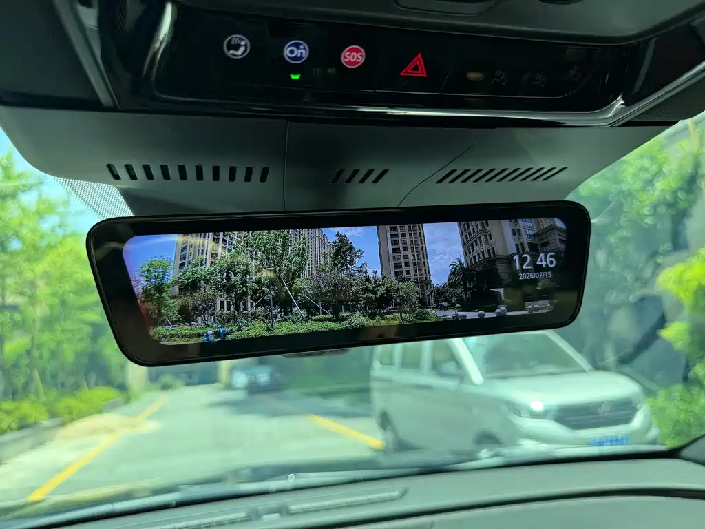 Cadillac XT5 — миниатюра 16