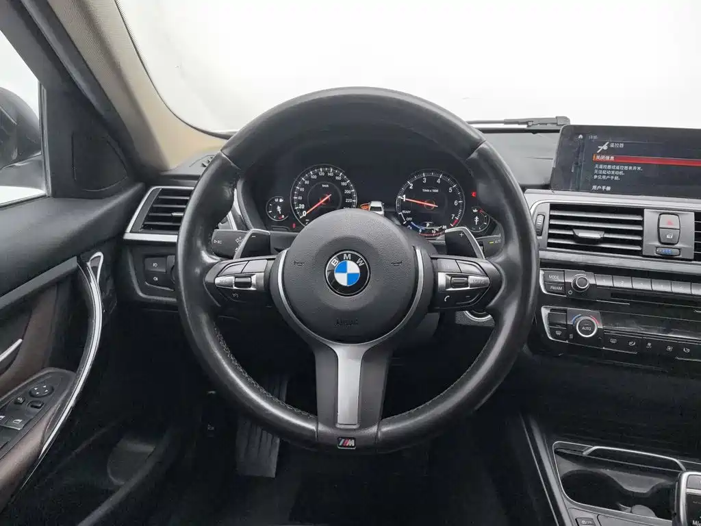 BMW 3 Series — миниатюра 11