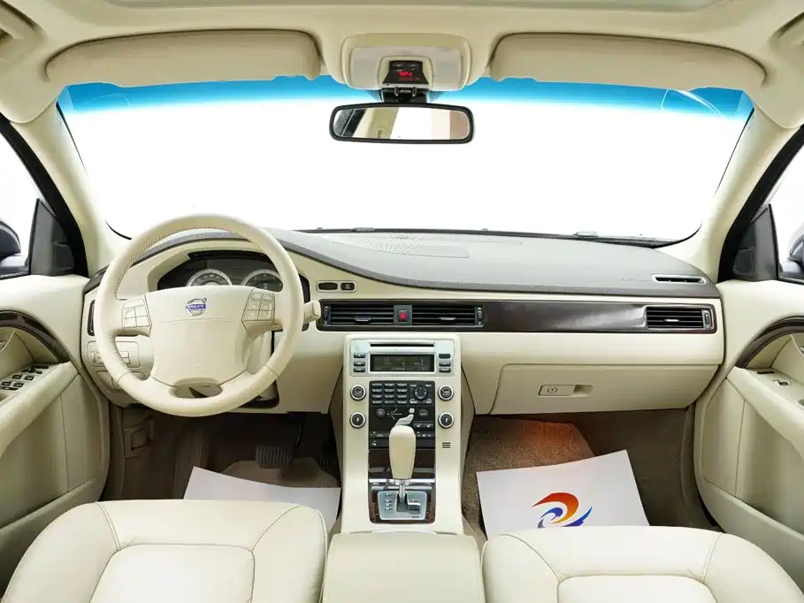 Volvo S80L — миниатюра 18