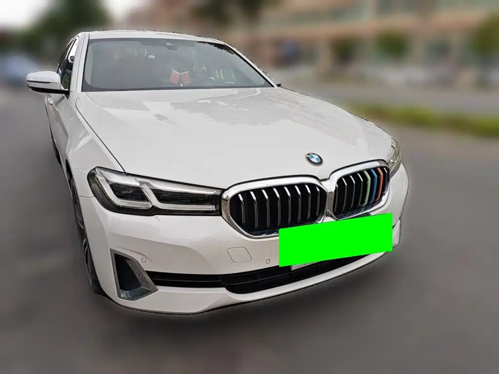 BMW 5 Series — миниатюра 2