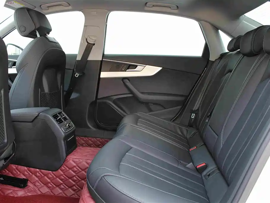Audi A4L 2020 40 TFSI Luxury