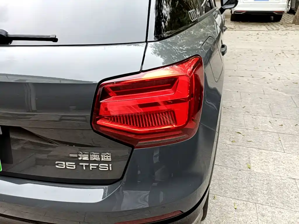 Audi Q2L — миниатюра 8