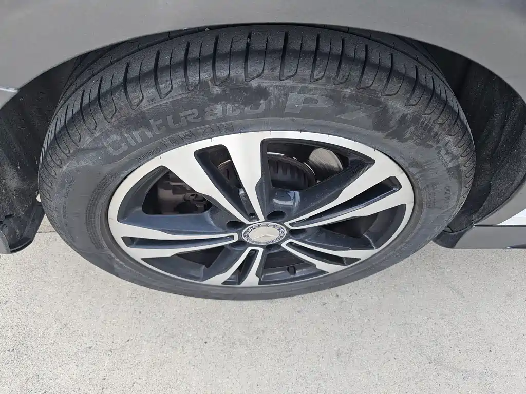 Mercedes-Benz C-Class — миниатюра 13