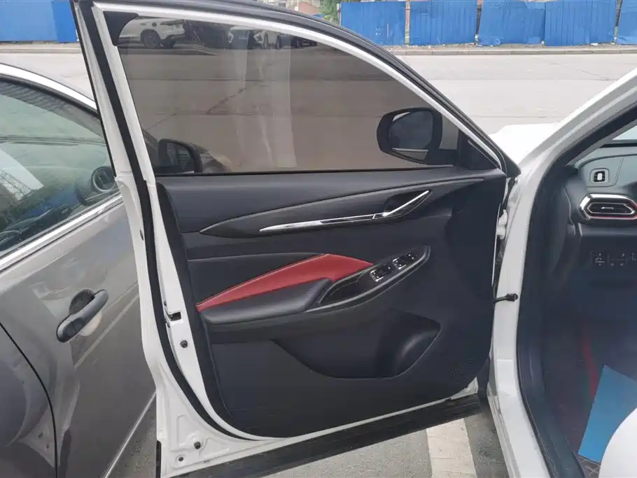 Oshan X5 2021 1.5T DCT Luxury