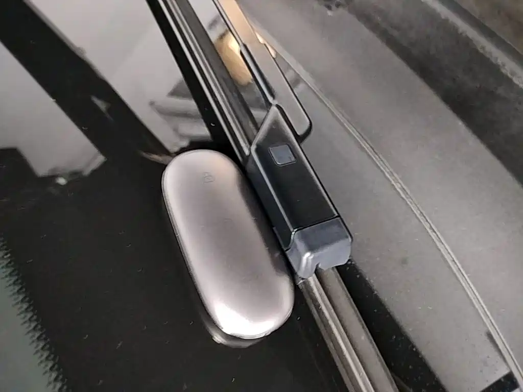 Li Auto Li L9 — миниатюра 9