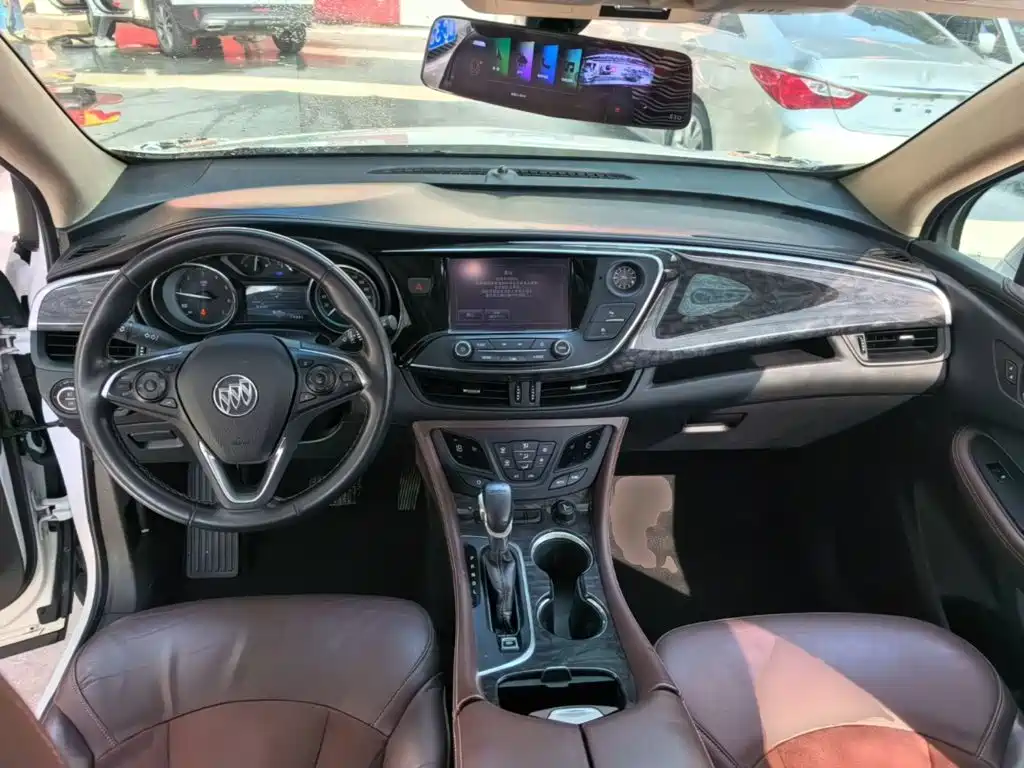 Buick Envision Plus — миниатюра 10