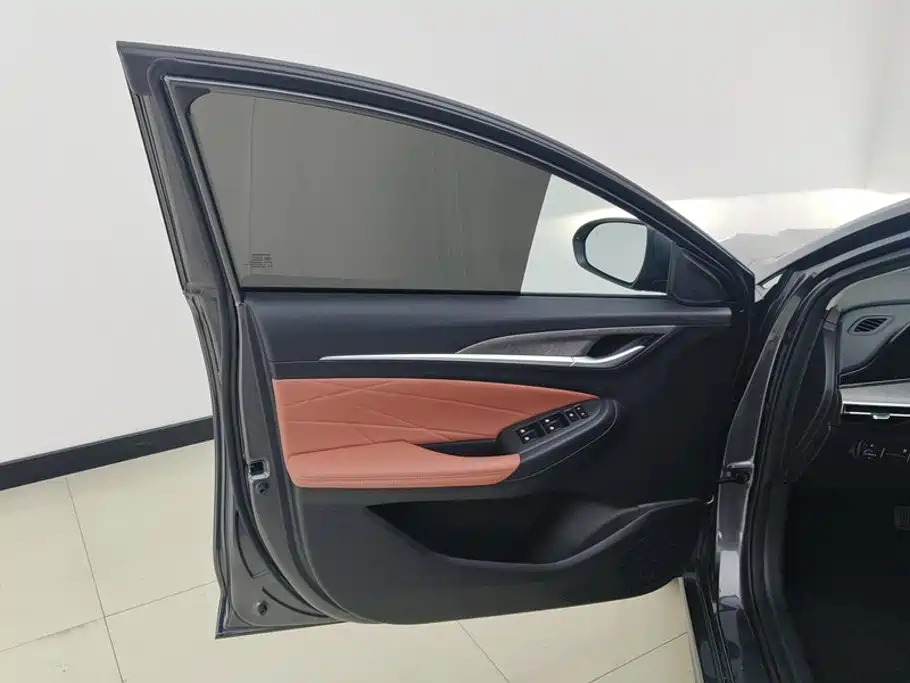 Changan Eado — миниатюра 7