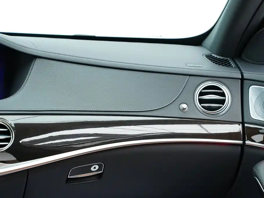 Mercedes-Benz S-Class — миниатюра 31