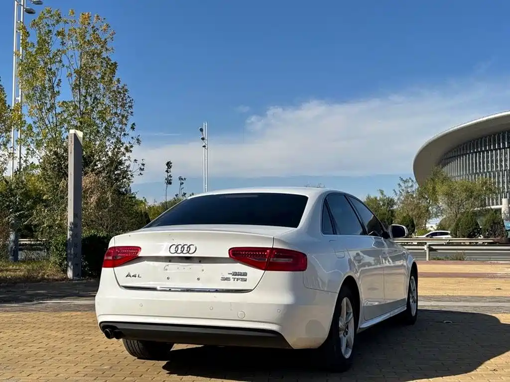 Audi A4L — миниатюра 4