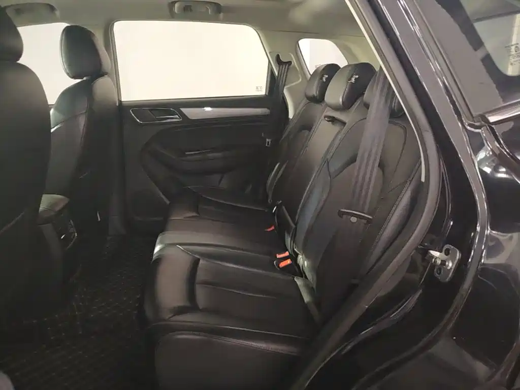 Roewe RX5 — миниатюра 17