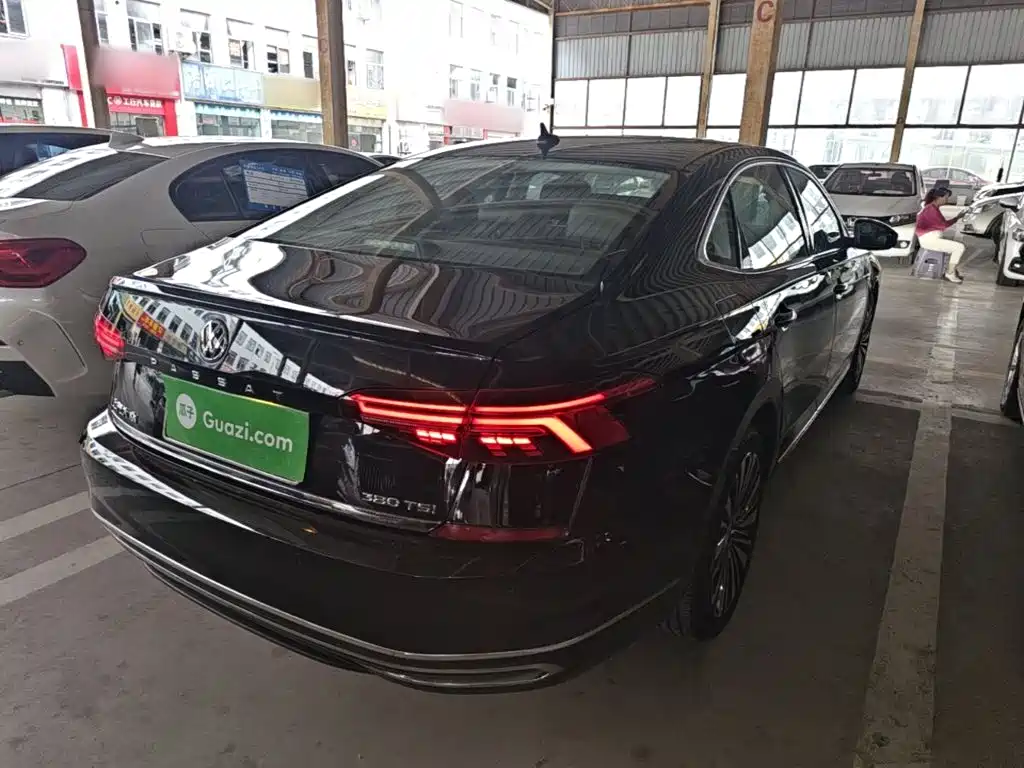 Volkswagen Passat — миниатюра 7