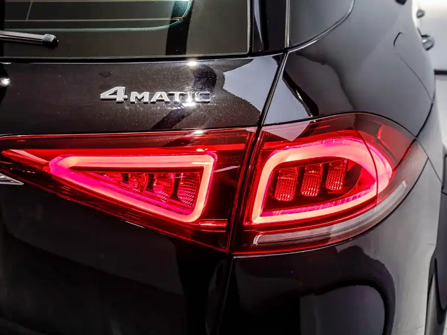 Mercedes-Benz GLE (Import) — миниатюра 25