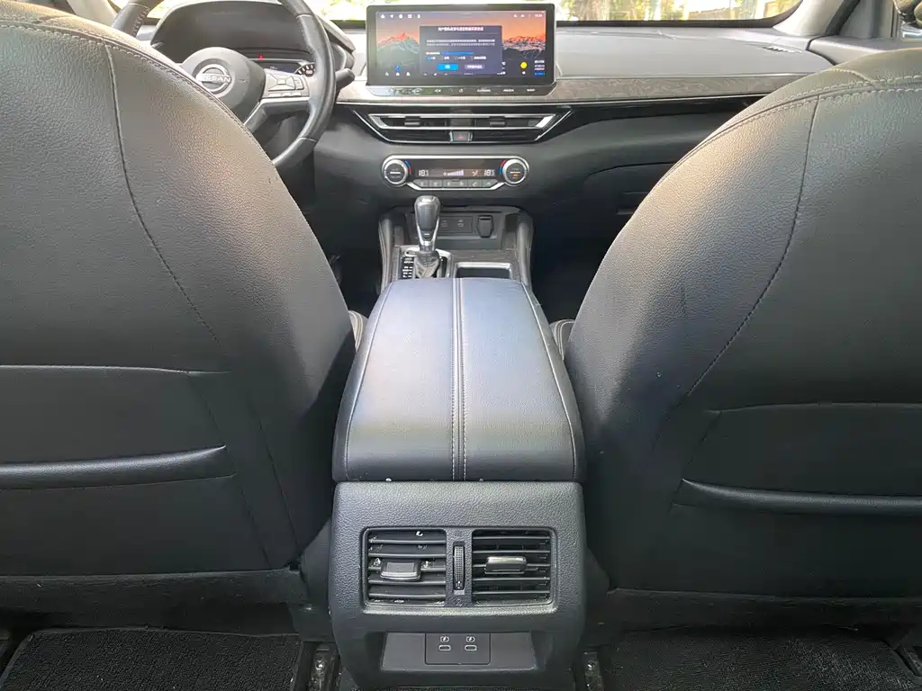 Nissan Teana — миниатюра 16