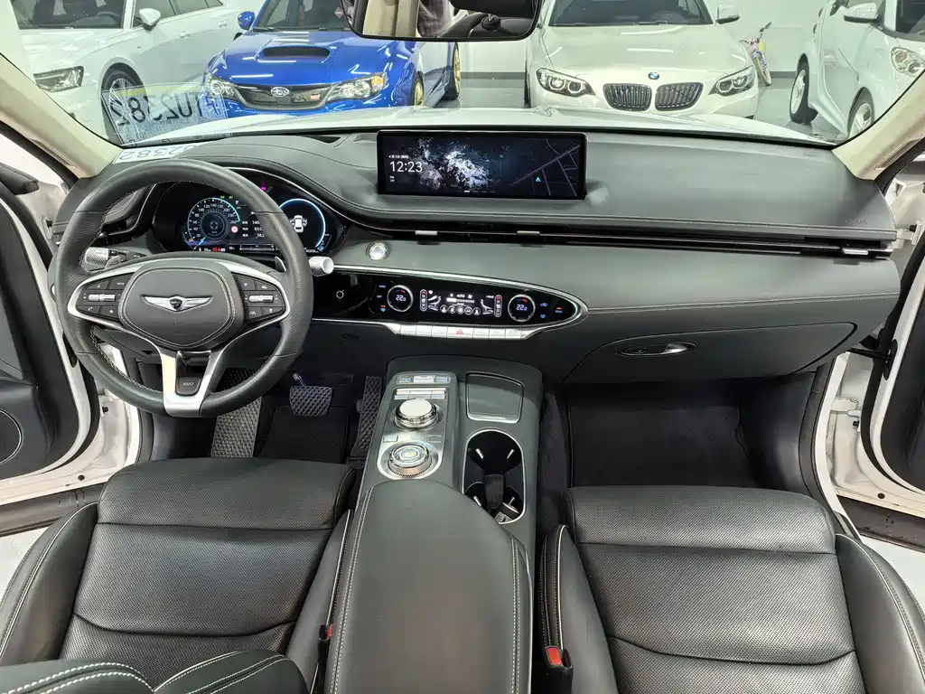 Genesis GV70 2023 GV70 Flagship
