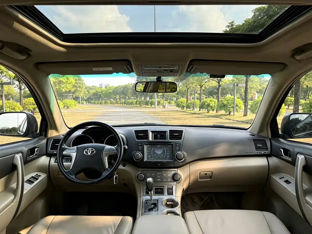 Toyota Highlander — миниатюра 11