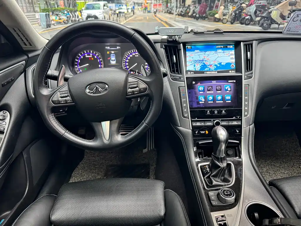 Infiniti Q50 2014 3.7L Luxury Sport