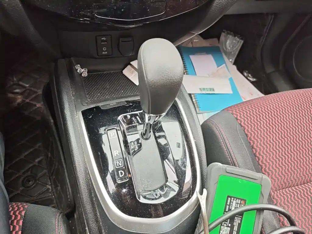 Nissan Qashqai — миниатюра 14