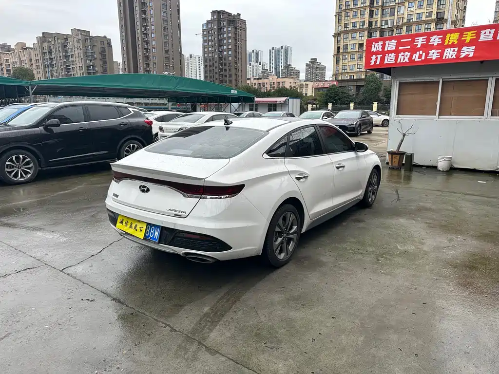 Hyundai Fista — миниатюра 5